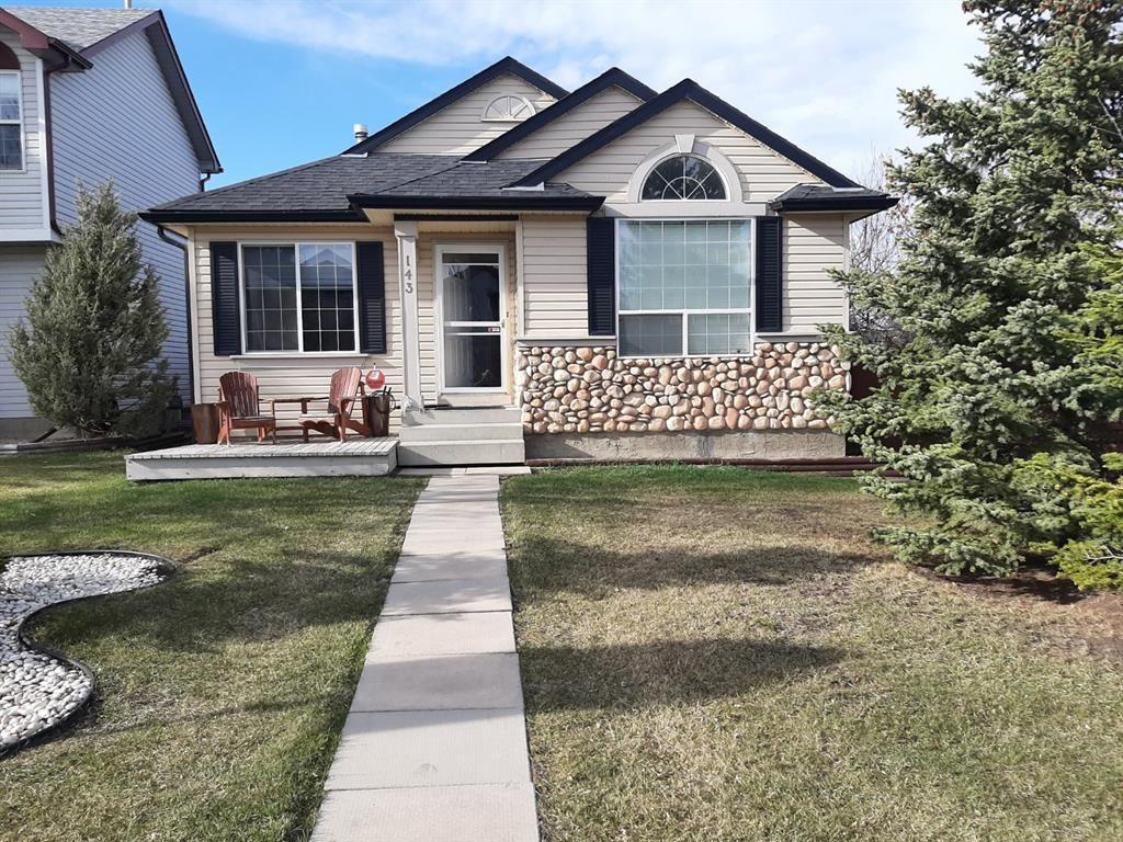I have sold a property at 143 Somerside GROVE SW in Calgary
